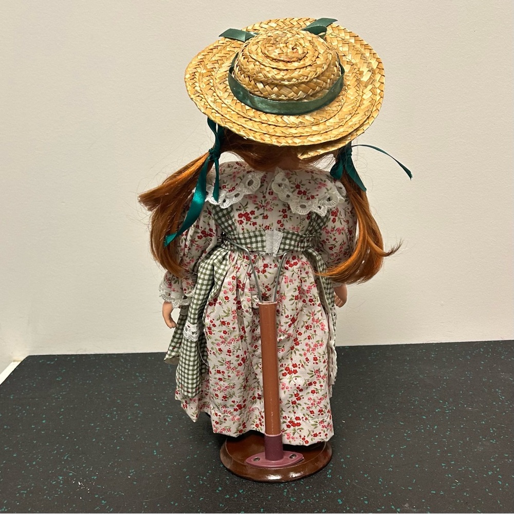 Anne of Green Gables 100 year Anniversary Vinyl Doll, 2008 - Picture 4 of 7